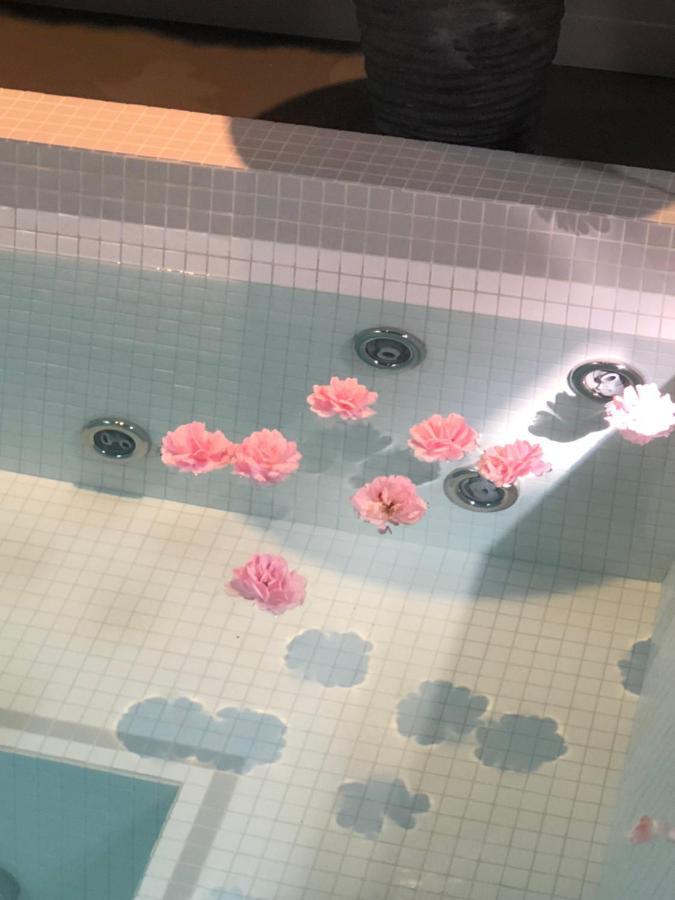 Spa Campagne Design Thairé Eksteriør bilde